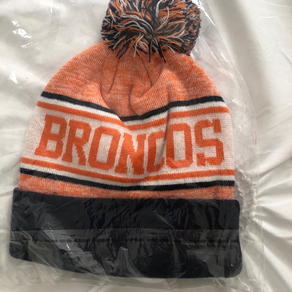 Broncos beanie - Picture 2 of 3